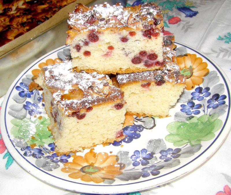 Leniwa, nocna drożdżówka z jablkiem,żurawiną Leniwa, nocna drożdżówka z jablkiem,żurawiną