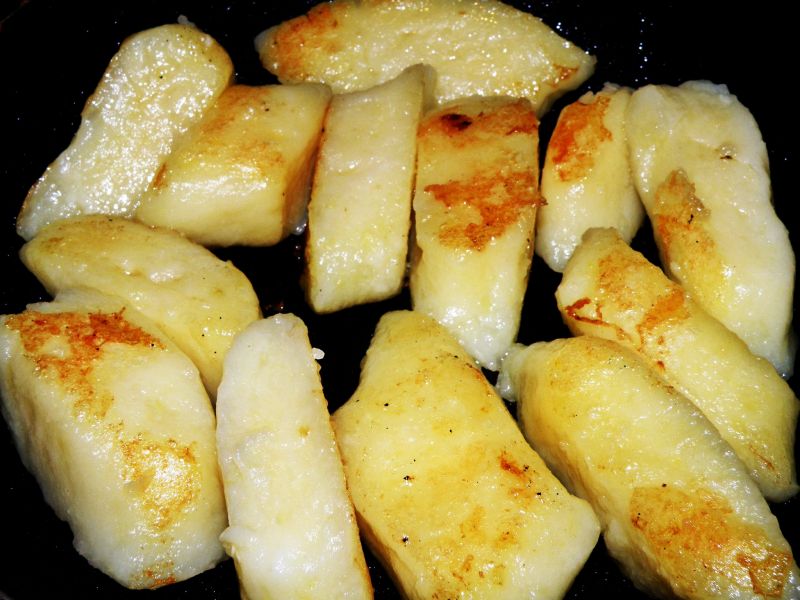 Leniwe pierogi ziemniaczano-serowe Leniwe pierogi ziemniaczano-serowe