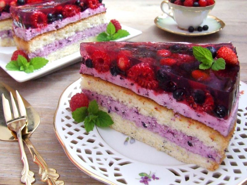 Leśny torcik z owocami Leśny torcik z owocami