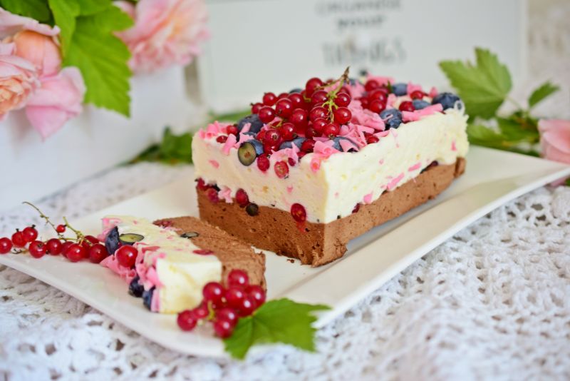 Letnia owocowa pianka z porzeczką i borówkami Letnia owocowa pianka z porzeczką i borówkami