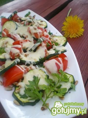 Letnia sałatka z grillowaną cukinią 3 Letnia sałatka z grillowaną cukinią 3