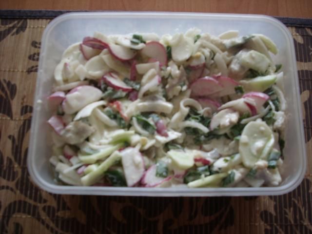 Letnia sałatka ze śledziem Letnia sałatka ze śledziem