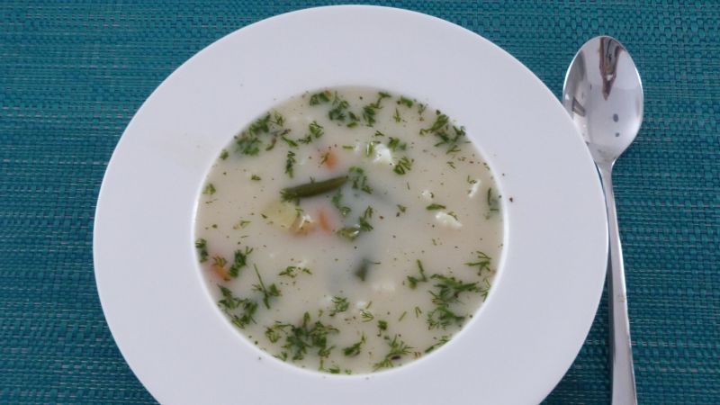 Letnia zupa jarzynowa Letnia zupa jarzynowa
