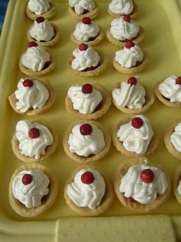 Letnie babeczki z poziomkami