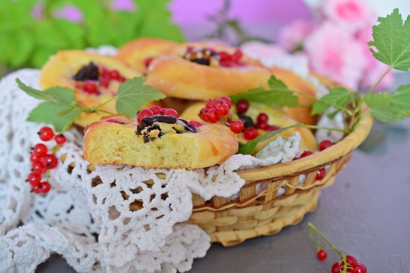 Letnie bułeczki z porzeczkami Letnie bułeczki z porzeczkami