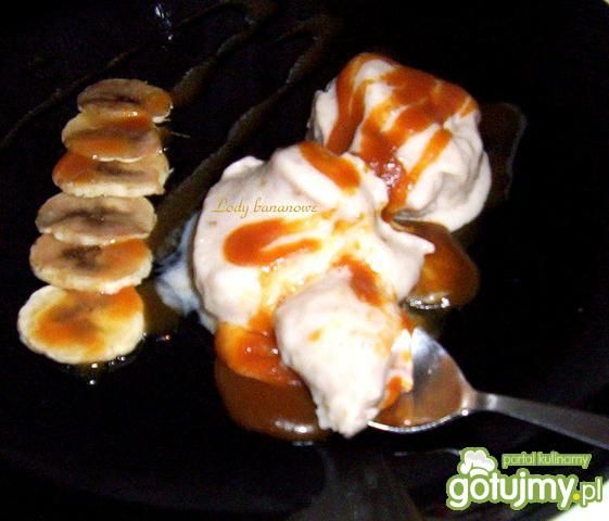 Lody bananowe z  karmeloym sosem