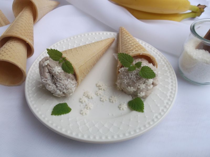 Lody bananowo-kokosowe 