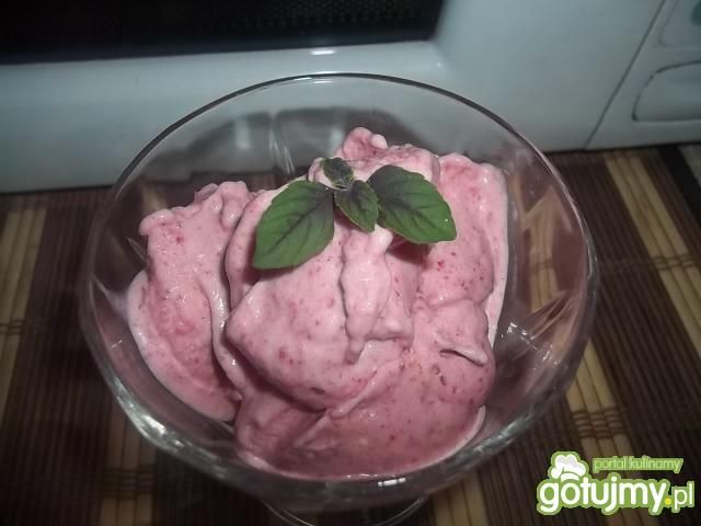 Lody bananowo-truskawkowe Lody bananowo-truskawkowe