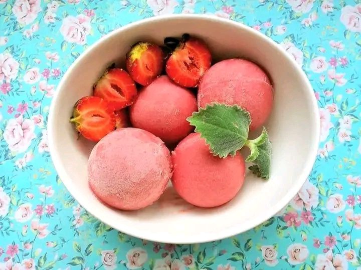 Lody bananowo - truskawkowe