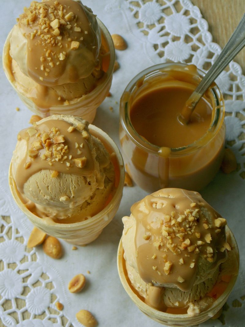 Lody kajmakowe bez jajek i maszyny