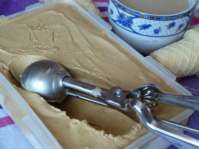 Lody kawowe z 3 składników (w 5 minut bez maszyny)