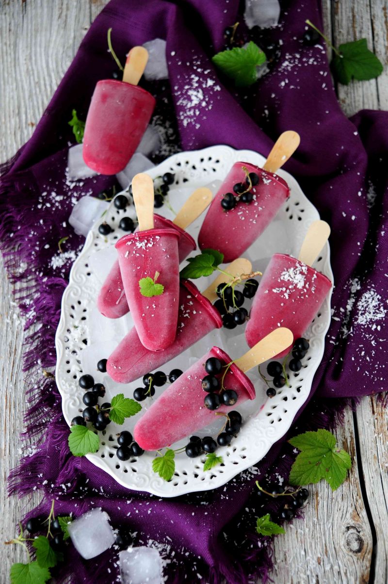 Lody kokosowo- porzeczkowe