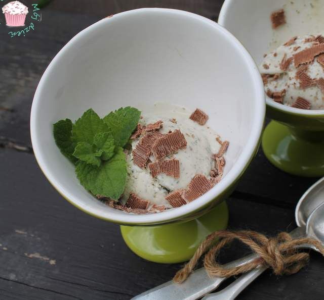 Lody miętowe z czekoladą bez jaj