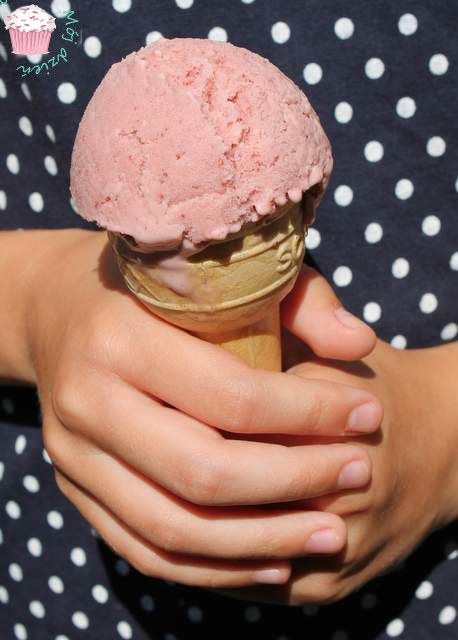 Lody poziomkowe Lody poziomkowe