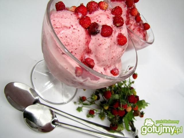 Lody poziomkowe Lody poziomkowe