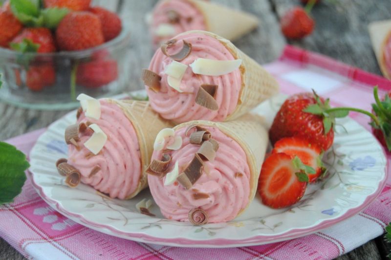 „Lody” truskawkowe