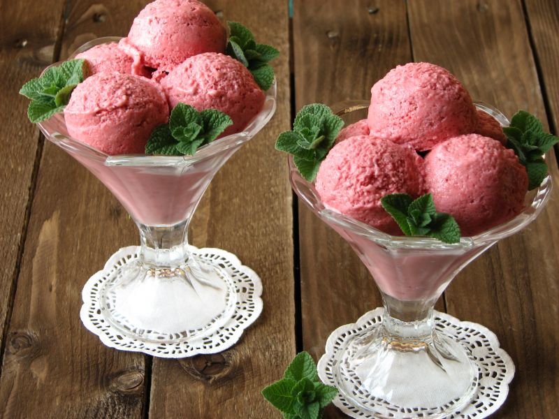 Lody truskawkowe Lody truskawkowe