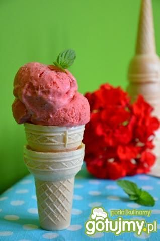 Lody truskawkowe bez maszynki 