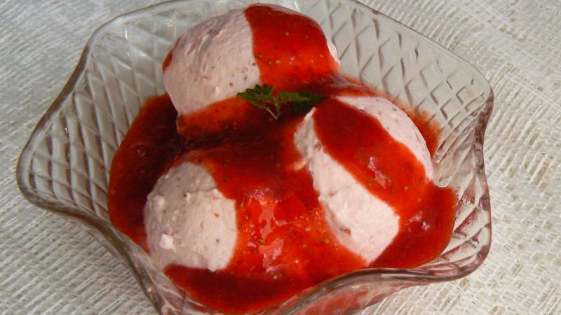 Lody truskawkowe Lody truskawkowe