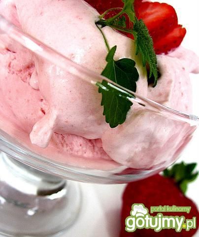 Lody truskawkowe z serka mascarpone