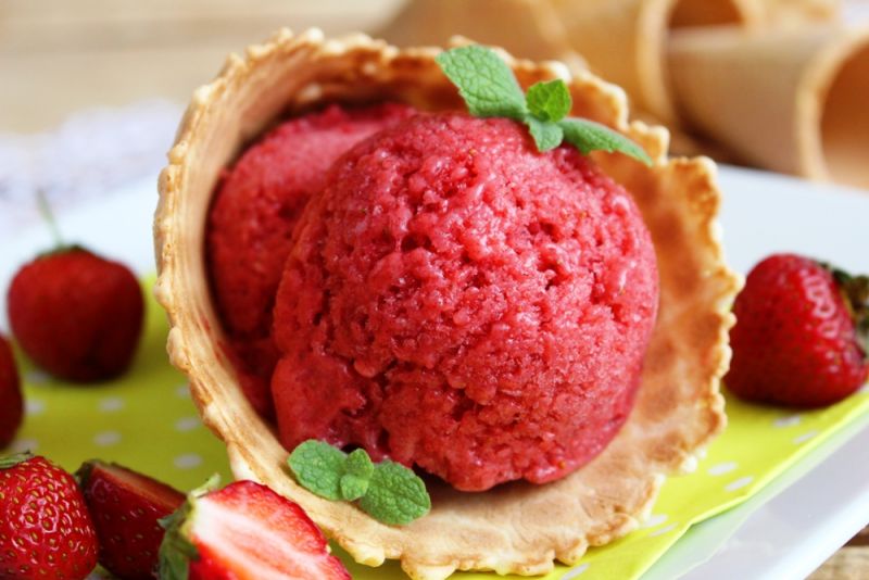 Lody truskawkowo-bananowe Lody truskawkowo-bananowe