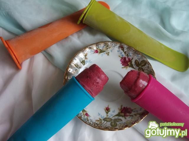 Lody truskawkowo-porzeczkowe Lody truskawkowo-porzeczkowe