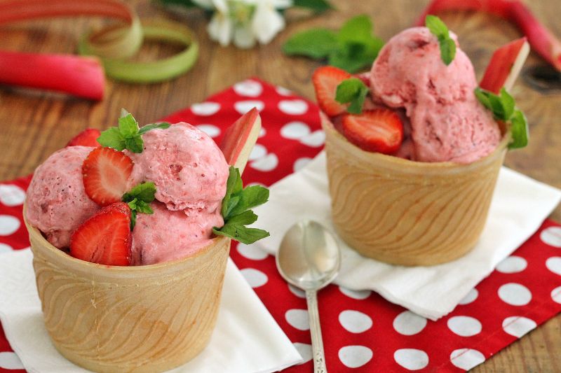 Lody truskawkowo rabarbarowe Lody truskawkowo rabarbarowe