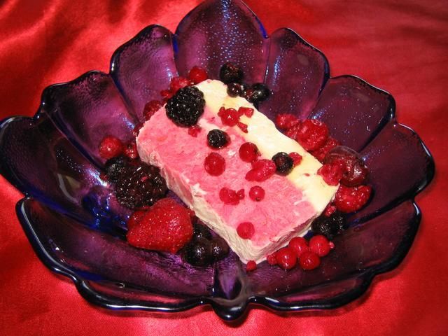 Lody truskawkowo-waniliowe Lody truskawkowo-waniliowe