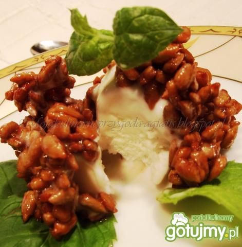 Lody w karmelizowanym słoneczniku