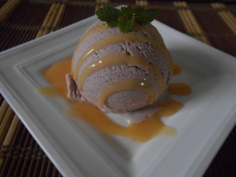 Lody z jagodową nutą Lody z jagodową nutą