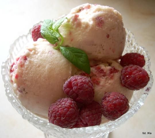 Lody z malinami  Lody z malinami