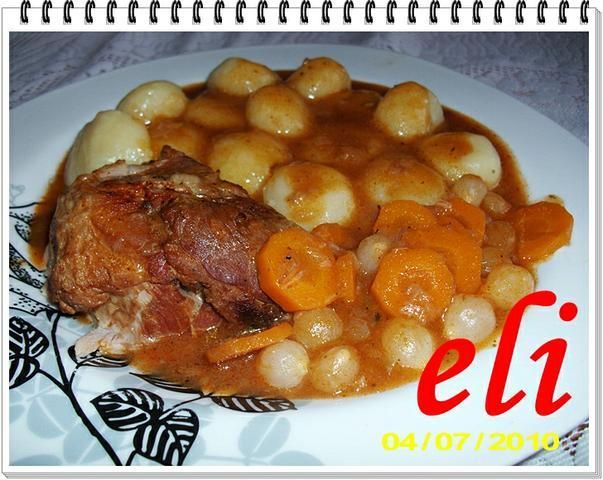 Łopatka duszona na dziko Eli