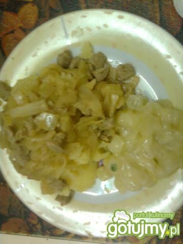 Łopatka duszona w kapuście Łopatka duszona w kapuście