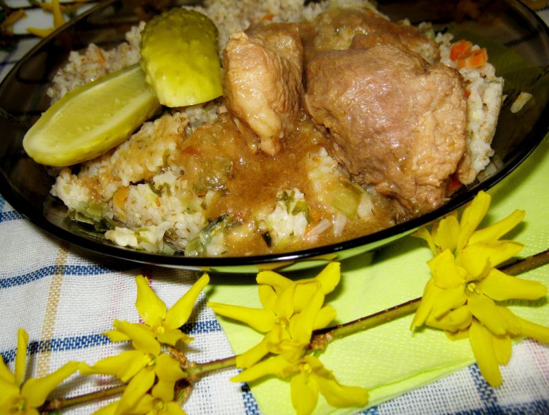 Łopatka duszona w sosie