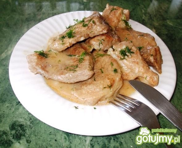 Łopatka duszona wg Sarenki