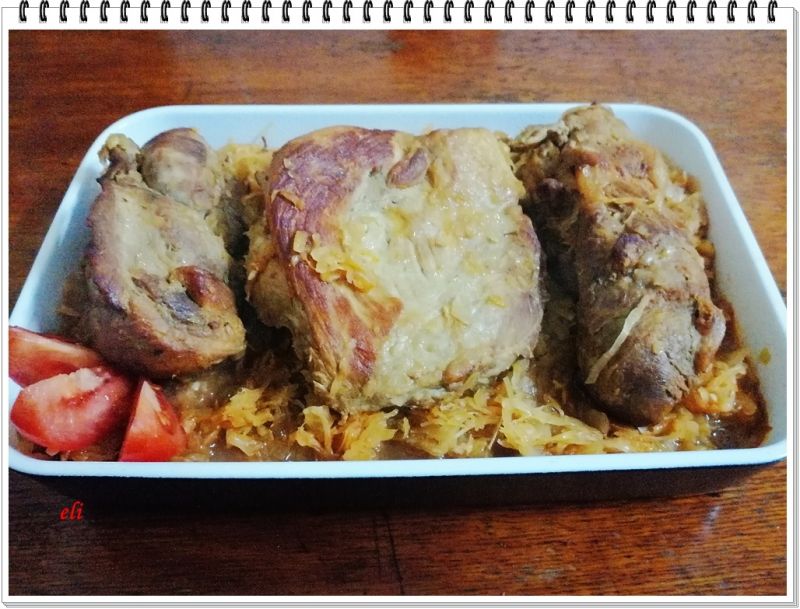 Łopatka Eli pieczona w pijanej kapuście