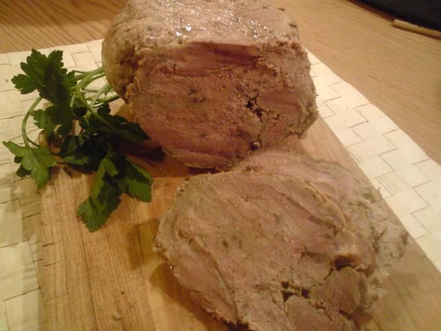 Łopatka faszerowana po myśliwsku