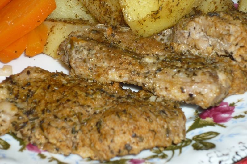Łopatka parowana w przyprawach