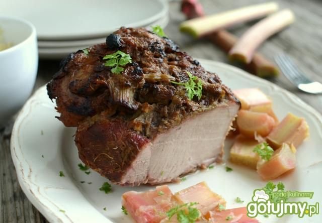 Łopatka pieczona w rabarbarze Łopatka pieczona w rabarbarze