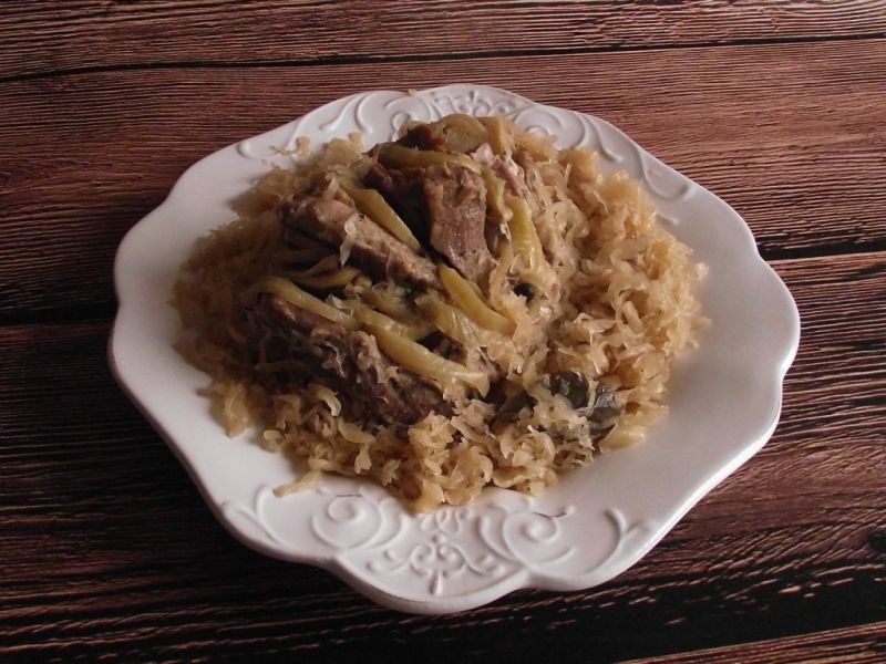 Łopatka w kapuście z szybkowaru