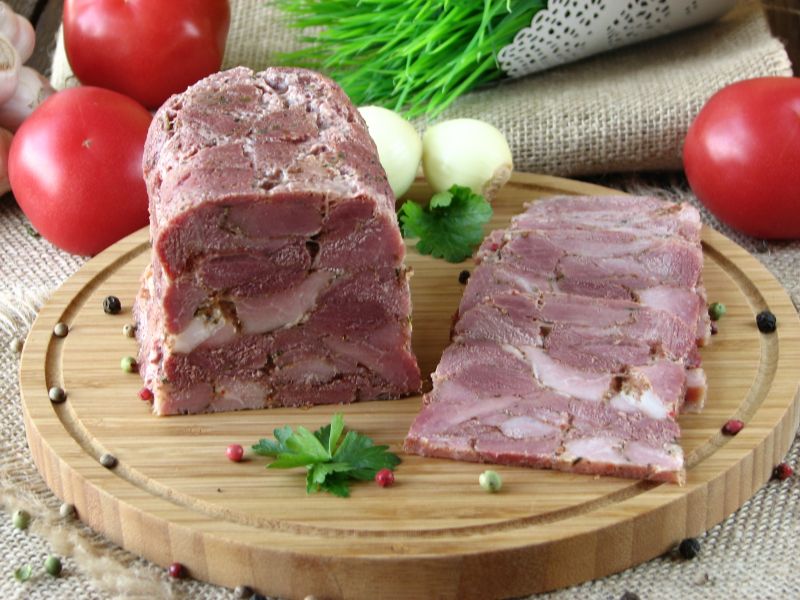 Łopatka w kawałkach z szynkowara