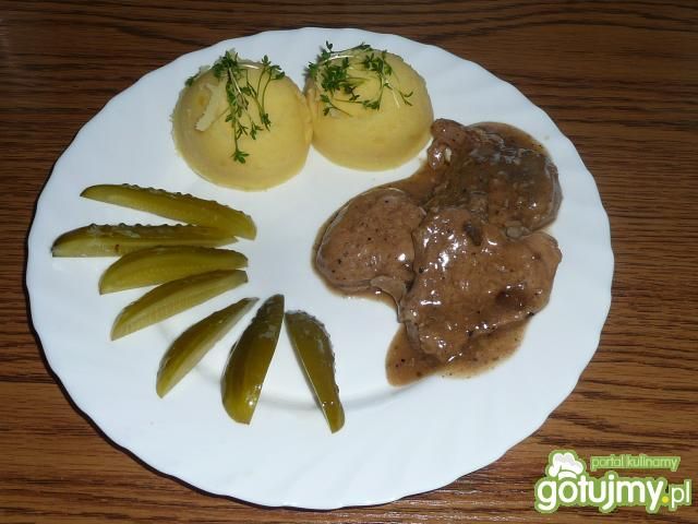 Łopatka w sosie grzybowym 