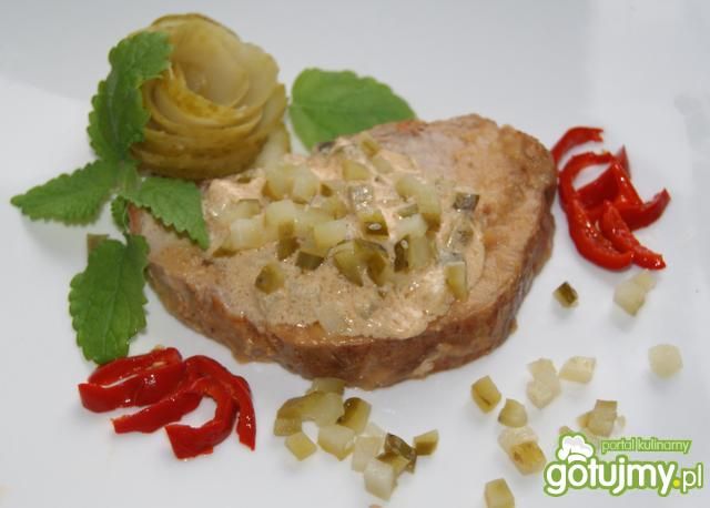 Łopatka w sosie korniszonowym  Łopatka w sosie korniszonowym