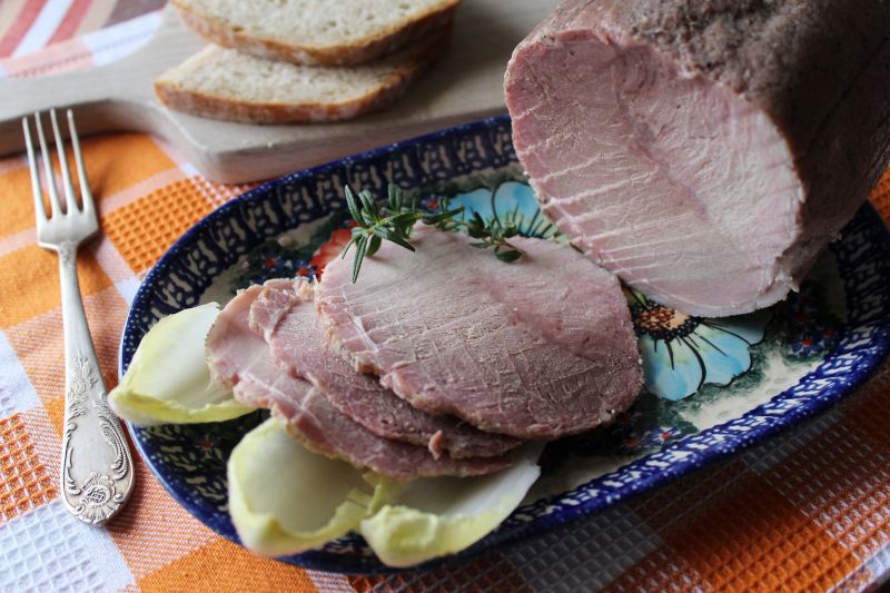 Łopatka wieprzowa z szynkowaru