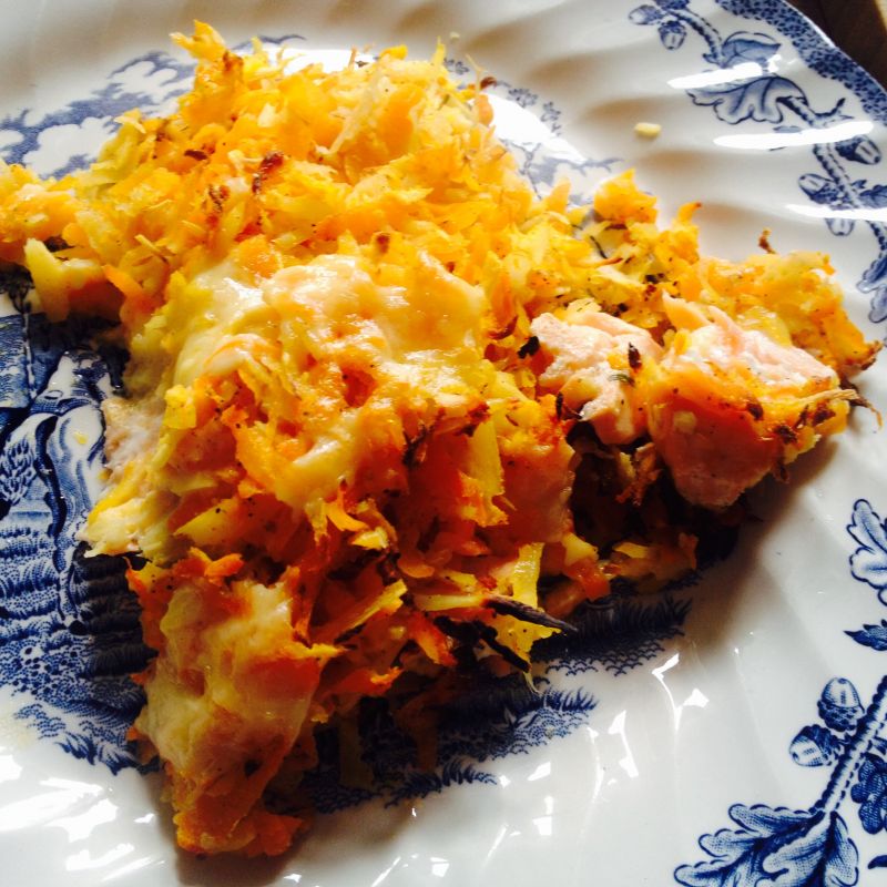 Łosoś pod warzywną pierzynką Łosoś pod warzywną pierzynką