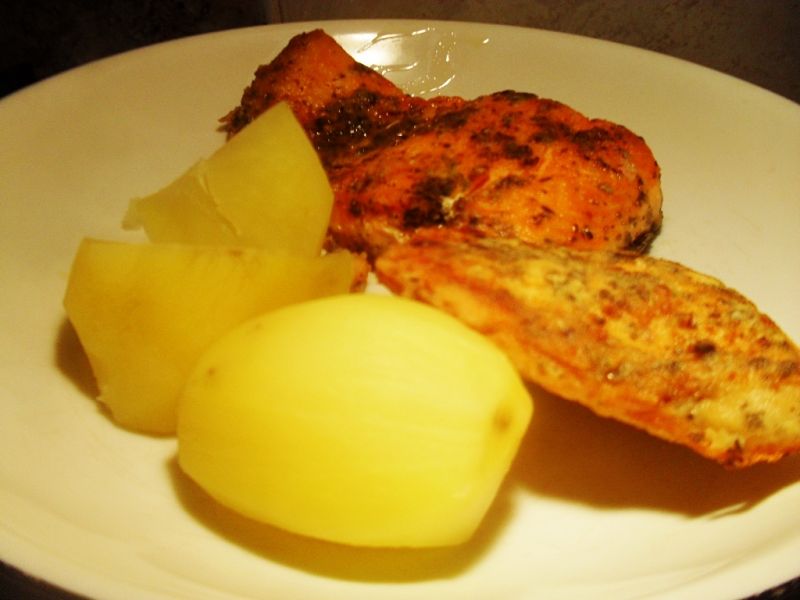 Łosoś smażony w ziołach Łosoś smażony w ziołach