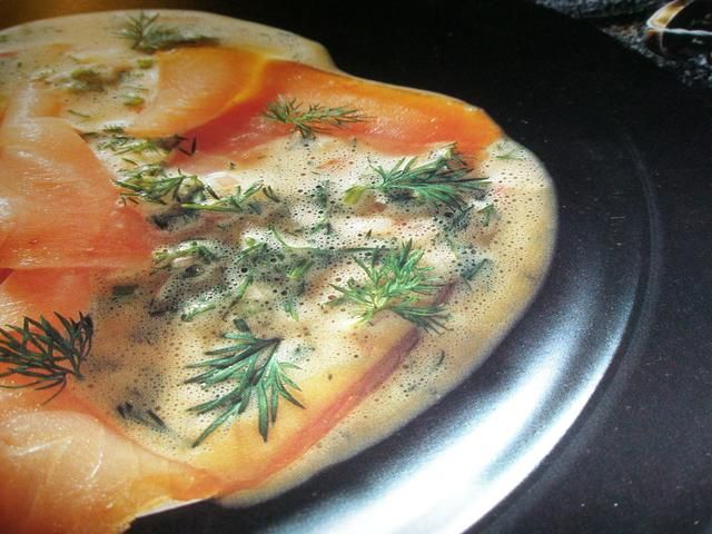 Łosoś w sosie cytrynowo-koprowym Łosoś w sosie cytrynowo-koprowym
