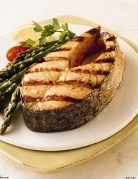 Łosoś z kremem bazyliowo-miętowym Łosoś z kremem bazyliowo-miętowym