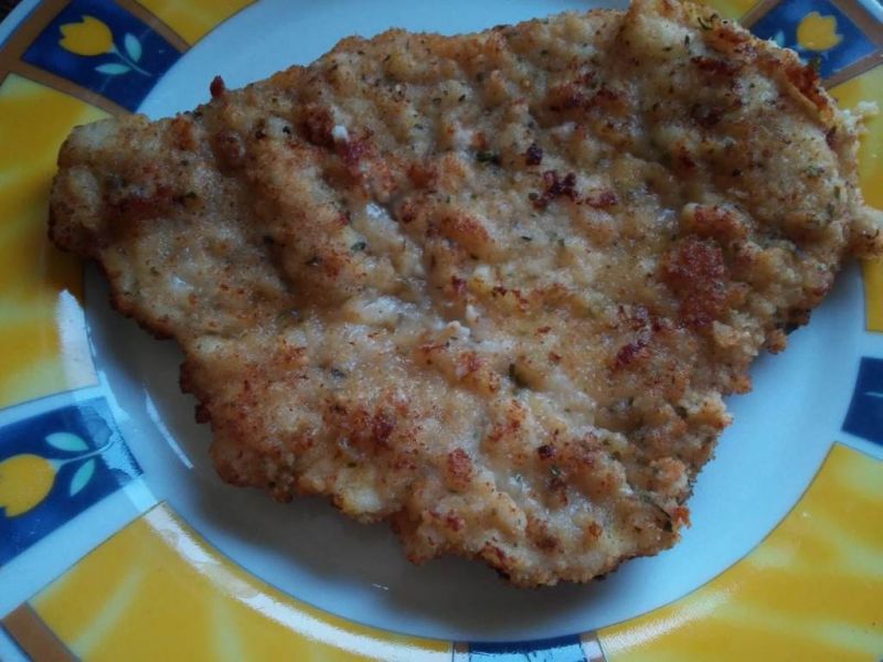 Majerankowy schabowy w chrupkiej panierce  