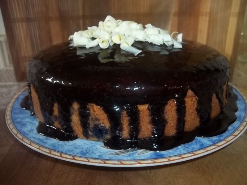 Majonezowe ciasto z borówkami